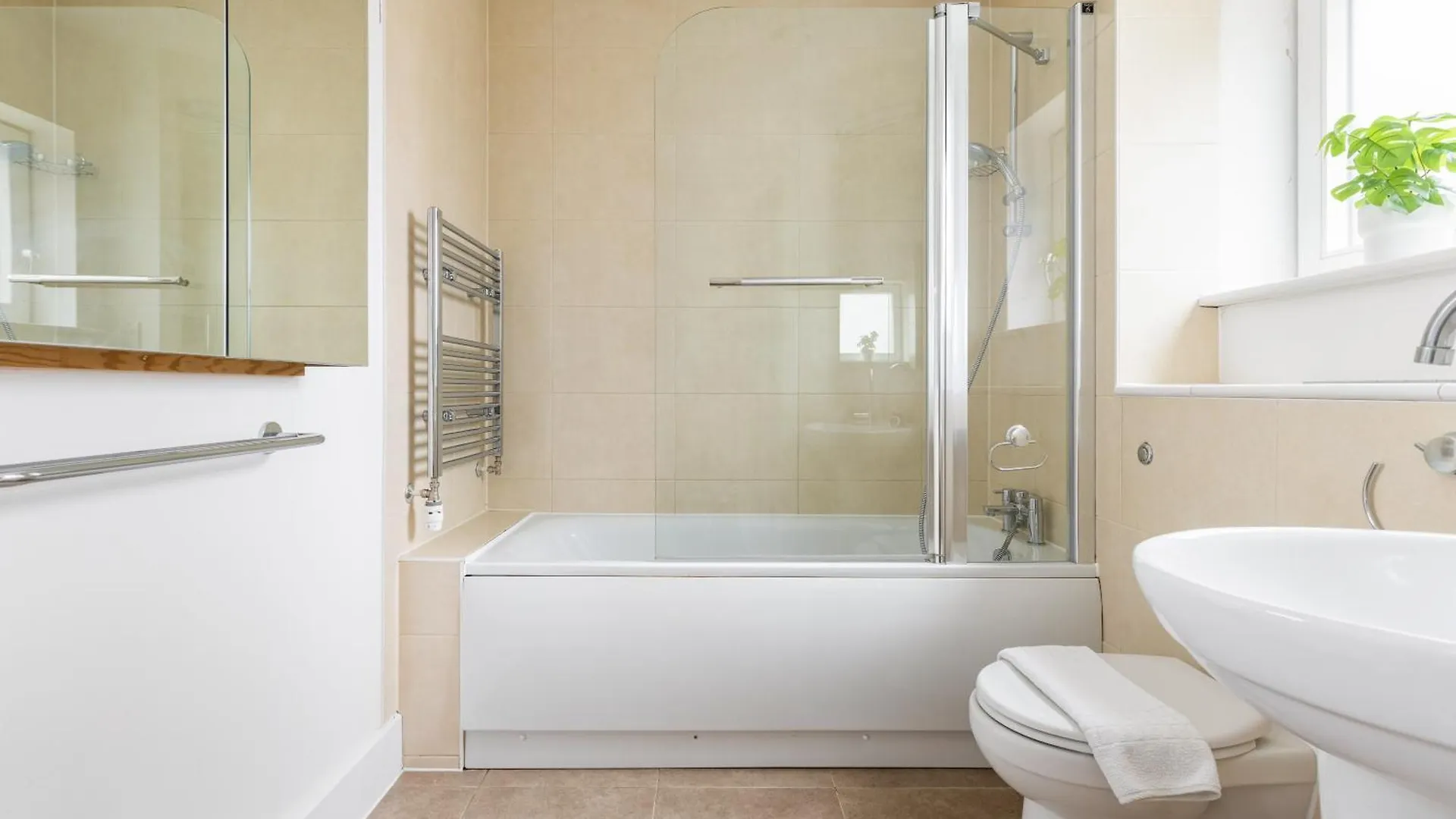 The Bridge Apartment London